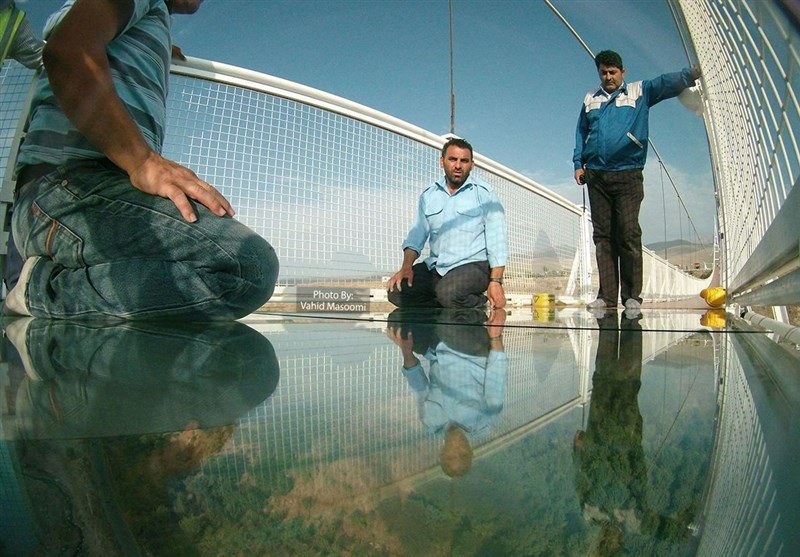 پل معلق مشگینشهر شیشهای شد پل معلق مشگینشهر شیشهای شد