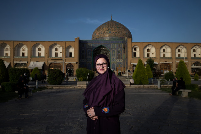 احتمال ورود مینو خالقی به مجلس احتمال ورود مینو خالقی به مجلس