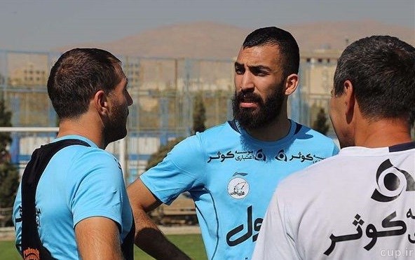 مجبور شدم برخلاف علایقم پرسپولیسی شوم مجبور شدم برخلاف علایقم پرسپولیسی شوم