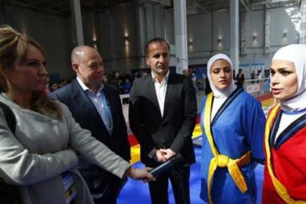 برگزاری مسابقات کشتی بانوان با لباس جدید برگزاری مسابقات کشتی بانوان با لباس جدید