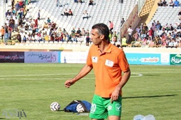 واکنش هاشمینسب به نشان دادن پول به پرسپولیسیها واکنش هاشمینسب به نشان دادن پول به پرسپولیسیها