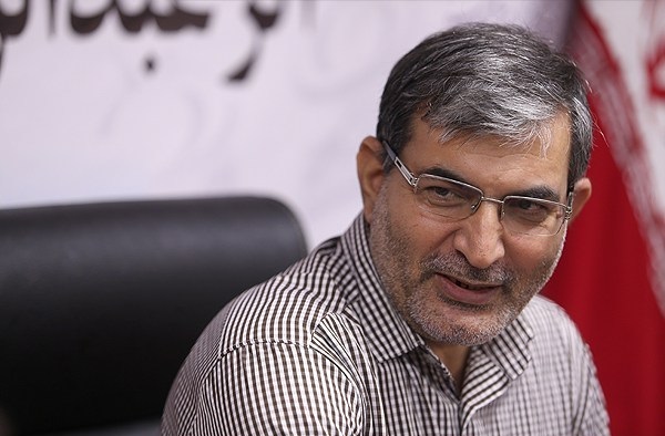 شعر، ابزاری برای تکریم مدافعان حرم است شعر، ابزاری برای تکریم مدافعان حرم است