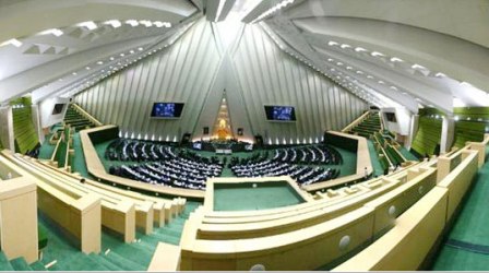 اصلاح قانون بیمه اجتماعی رانندگان حمل و نقل بین شهری متوقف شد اصلاح قانون بیمه اجتماعی رانندگان حمل و نقل بین شهری متوقف شد