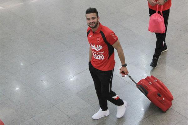 بازیکنی که در پرسپولیس بیشتر از اروپا پول میگیرد! بازیکنی که در پرسپولیس بیشتر از اروپا پول میگیرد!