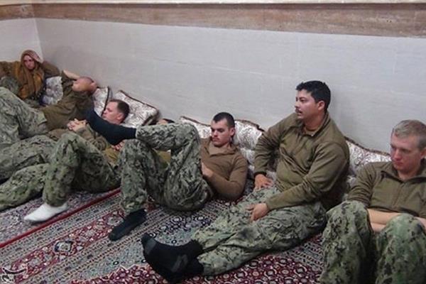 روایتی تازه از تماس جان کری با ظریف پس از بازداشت ملوانهای آمریکایی روایتی تازه از تماس جان کری با ظریف پس از بازداشت ملوانهای آمریکایی