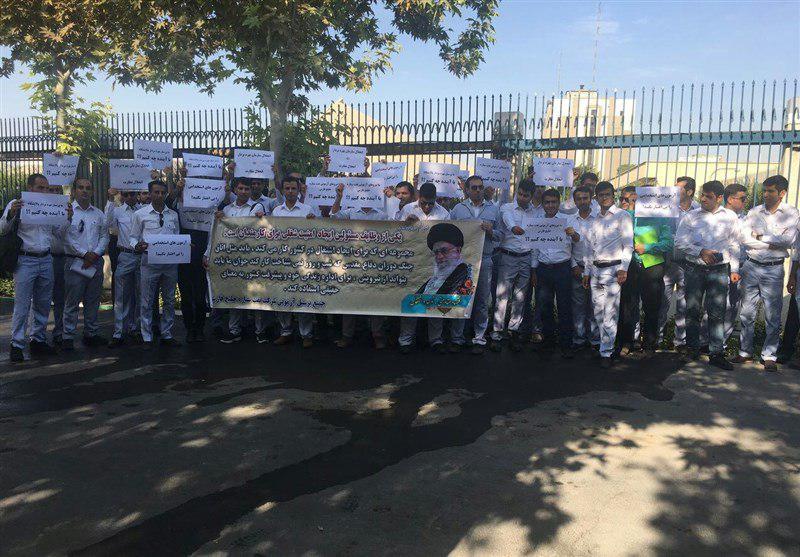 نامه بهارستانی ها به وزارت کار برای تعیین تکلیف نیروهای ستاره خلیج فارس نامه بهارستانی ها به وزارت کار برای تعیین تکلیف نیروهای ستاره خلیج فارس