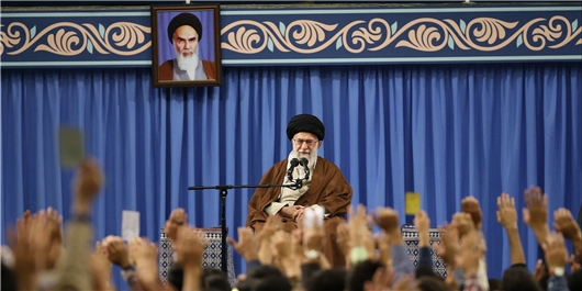 رهبر انقلاب: شکست دادن آمریکا معجزه انقلاب اسلامی است رهبر انقلاب: شکست دادن آمریکا معجزه انقلاب اسلامی است
