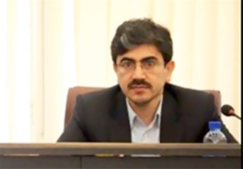 پیشنهاد افزایش حقوق کارمندان و بازنشستگان در پی گرانی های اخیر پیشنهاد افزایش حقوق کارمندان و بازنشستگان در پی گرانی های اخیر
