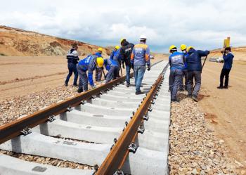 اعتراض به پرداخت نامنظم حقوق و اجرا نشدن طرح تجمیع کارگران راه‌آهن آذربایجان