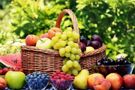 این ۱۳ میوه و سبزی آلزایمر را ضربه فنی می کنند!