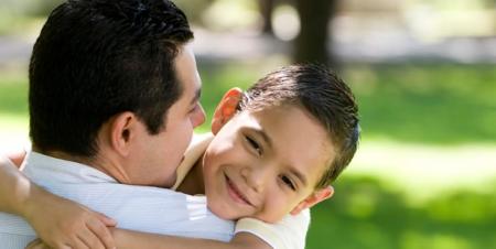 چگونه غیرتمندی و حیا را به پسران‌مان یاد دهیم؟
