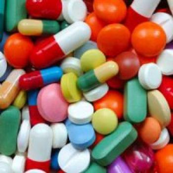 "بیماران کرونایی هیچ دارویی را بدون تجویز پزشک مصرف نکنند"