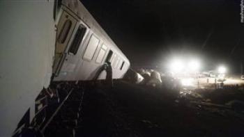 قطار باری ایران و پاکستان از ریل خارج شد