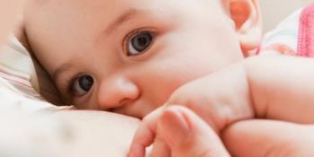 چرا شیرمادر سیستم ایمنی نوزاد را تقویت می‌کند؟
