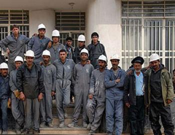 صدور حکم شلاق برای کارگران معترض معدن طلای آق‌دره/ وزیر کار به دنبال سرکوب دستمزدهاست