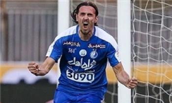 باشگاه استقلال از مهاجم خود به فیفا شکایت کرد