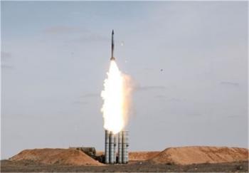 اولین محموله از "موشک‌های اس ۳۰۰" وارد ایران شد