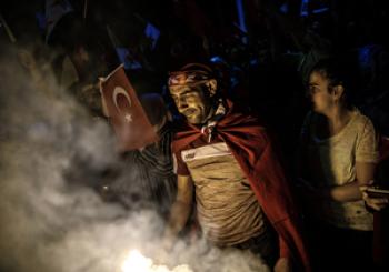 آزار جنسی متهمان کودتای نظامی ترکیه!