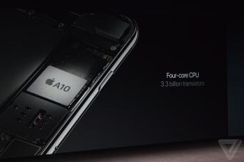 آیفون ۷ و۷ پلاس سریع‌ترین گوشی هوشمنددنیا با قوی‌ترین گرافیک/اپل رقبا را مقهور خود ساخت