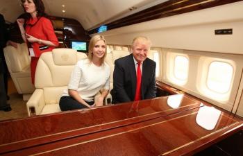 عکس العمل مسافر هواپیما بعد از دیدن دختر رئیس جمهور باعث اخراج  او شد! + عکس