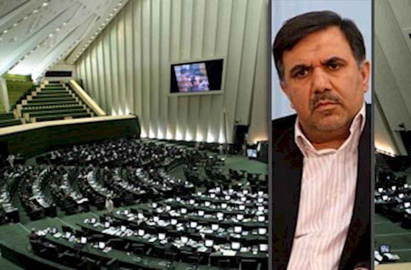 آخوندی تنها نیست! آخوندی تنها نیست!