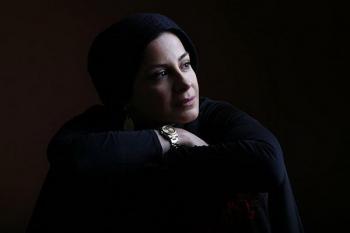 بازیگر زن معروف ایرانی از بازیگری منع شد!+عکس