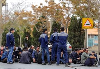  باز هم پای چینی‌ها در میان است/بیکاری ۳۰۰ کارگر کارخانه‌ها "مشهدنخ" از امروز