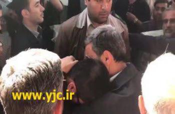 حرف درگوشی احمدی نژاد به برادر شهید مدافع حرم چه بود؟