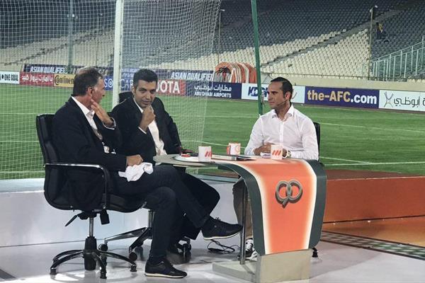 گاف عجیب عادل فردوسی پور در برنامه زنده نود گاف عجیب عادل فردوسی پور در برنامه زنده نود