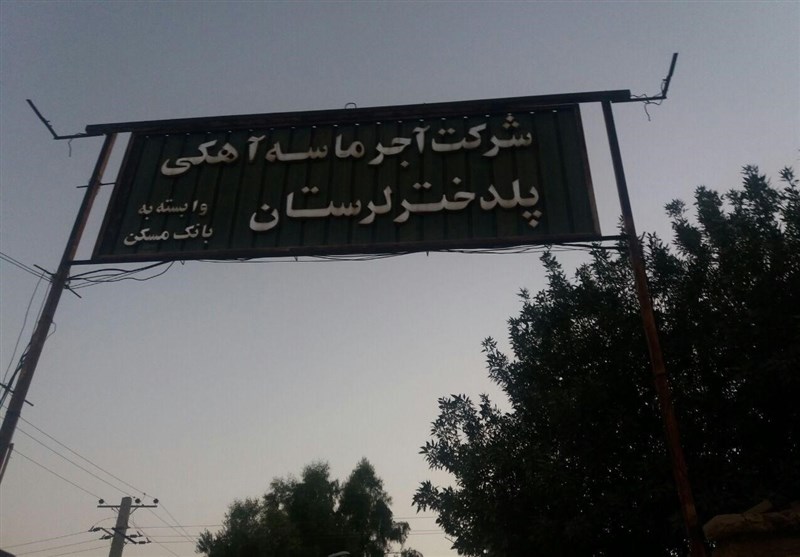 وقتی نان کارگران آجر میشود وقتی نان کارگران آجر میشود