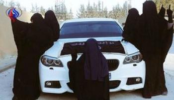زن داعشی هووی خود را سر برید!