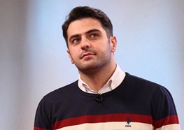 انتقاد تند علی ضیاء از حامیان انتشار تصاویر آزاده نامداری انتقاد تند علی ضیاء از حامیان انتشار تصاویر آزاده نامداری