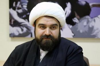 واکنش تند نوه امام خمینی به انتشار عکس های آزاده نامداری