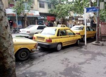 تاکسی پیکان از پایتخت می رود