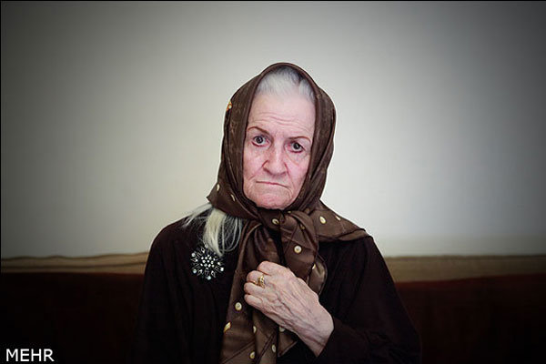 بازیگر زن معروف ایرانی از بیمارستان مرخص شد بازیگر زن معروف ایرانی از بیمارستان مرخص شد