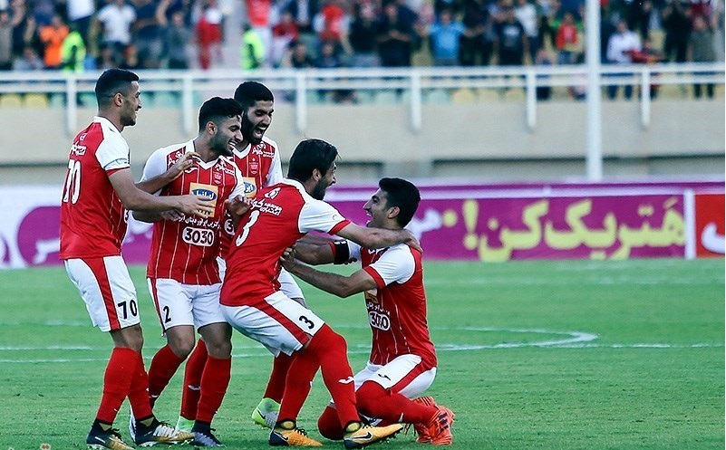 پرسپولیس صدرنشین شد پرسپولیس صدرنشین شد