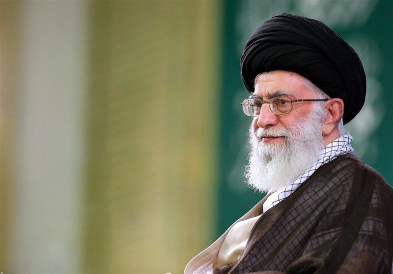 آیت خامنهای: جوان دانشجو باید زمان کنونی و تحولات آن را بشناسد آیت خامنهای: جوان دانشجو باید زمان کنونی و تحولات آن را بشناسد