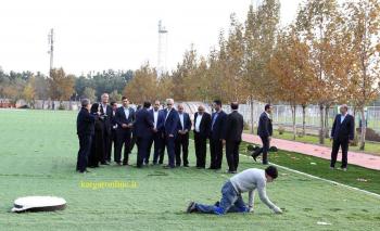 کارگر متعهد ایرانی رئیس کنفدراسیون فوتبال آسیا را متعجب کرد!+عکس