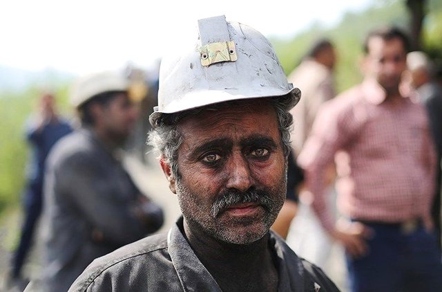 قدرت معیشت کارگران با ترمیم دستمزد برمیگردد قدرت معیشت کارگران با ترمیم دستمزد برمیگردد