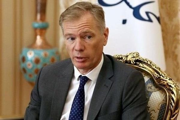 سفیر انگلیس از ایران خارج شد سفیر انگلیس از ایران خارج شد