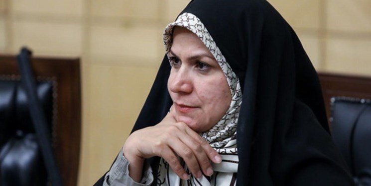 دولت مشکل معیشتی کارگران و پرداخت حقوق و عیدی را رفع کند دولت مشکل معیشتی کارگران و پرداخت حقوق و عیدی را رفع کند