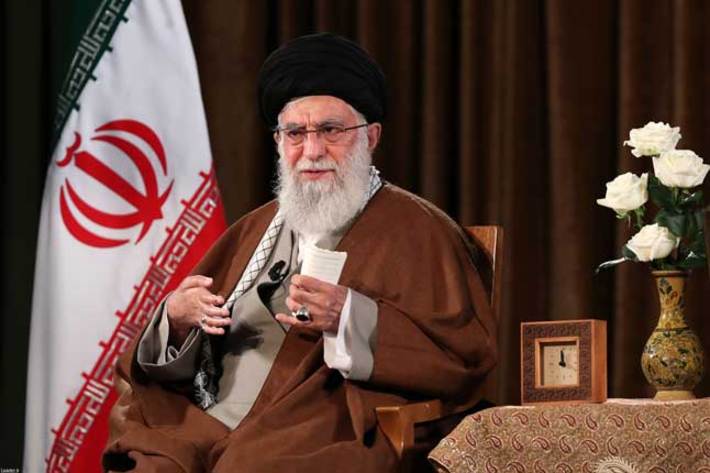 کدام عاقلی کمک آمریکا را که متهم به تولید ویروس است قبول میکند کدام عاقلی کمک آمریکا را که متهم به تولید ویروس است قبول میکند