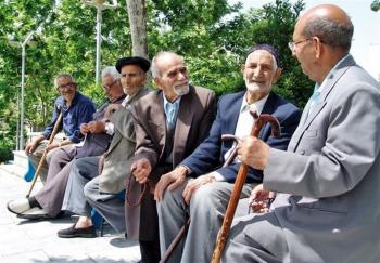 نگرانی بازنشستگان سال ۹۹ از تعویق مجدد در پرداخت پاداش و مانده مرخصی/ معدودی از دستگاه‌ها برای پرداخت مطالبات همکاری کرده‌اند