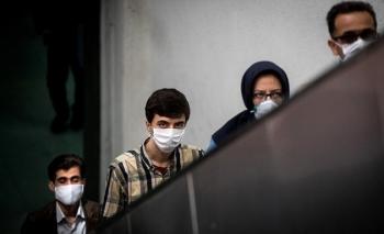 ارائه ماسک به افراد نیازمند در طرح "خیر مؤثر در مترو "