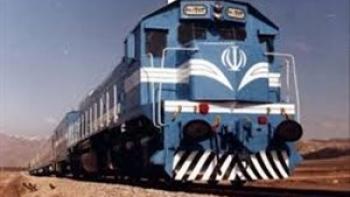 پلیس اردستان ناجی ۴۰۰ مسافر قطار شد