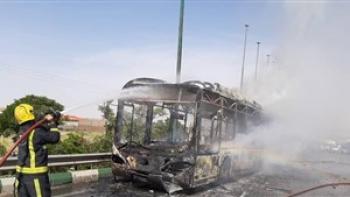 آتش سوزی ناگهانی یک دستگاه اتوبوس در دماوند